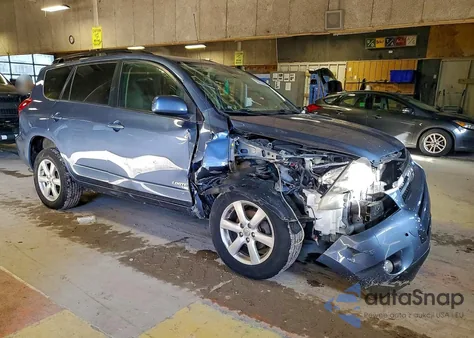 2007 Toyota Rav4 Limited z USA, uszkodzony, nr VIN JTMBK31V475035992